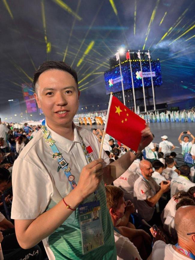 其中更是 其中更是